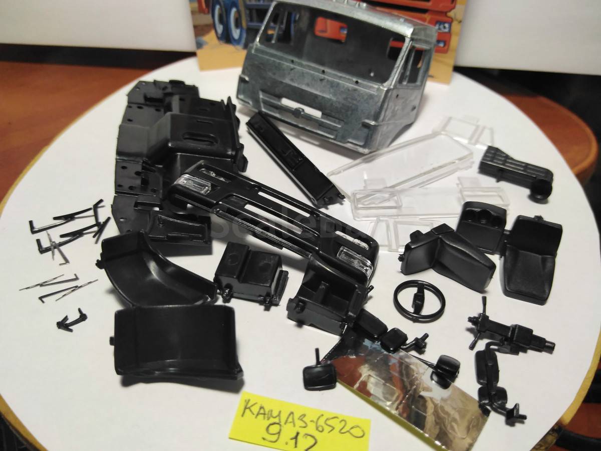 кабина Камаз-6520 комплект | Аукцион масштабных и сборных моделей