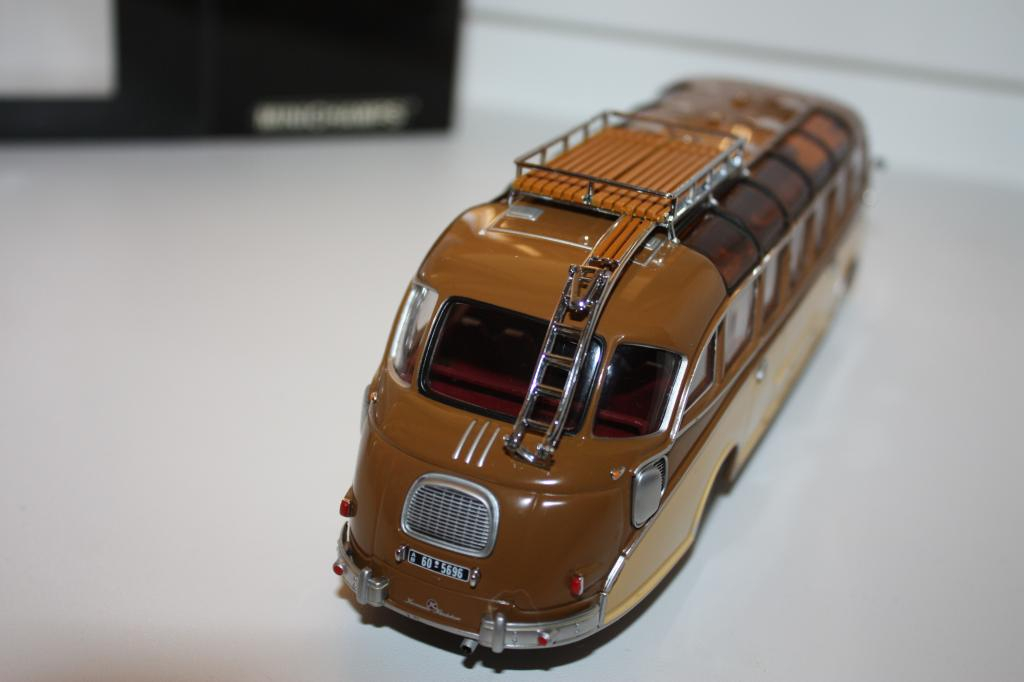 Bus KASSBOHRER SETRA S8 1951 sous blister - Collection