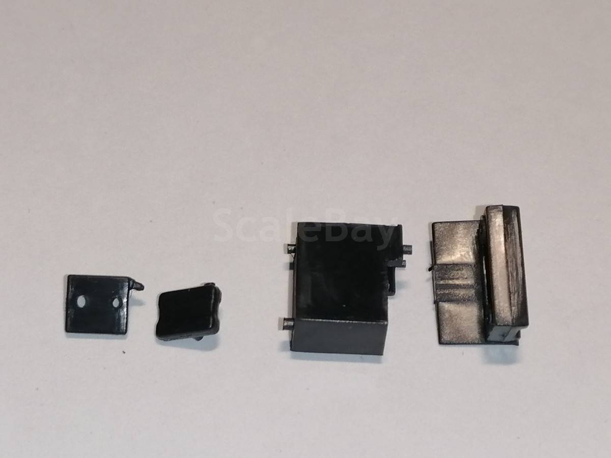 КАМАЗ-5490 1511AVD - правый брызговик кабины | Аукцион масштабных и ...