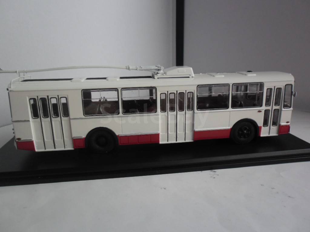Зиу 682 ссм. Троллейбус зиу 682 модель 1 43. Зиу 9 модели. Зиу 682 avd. Зиу 9 ссм 1 43.
