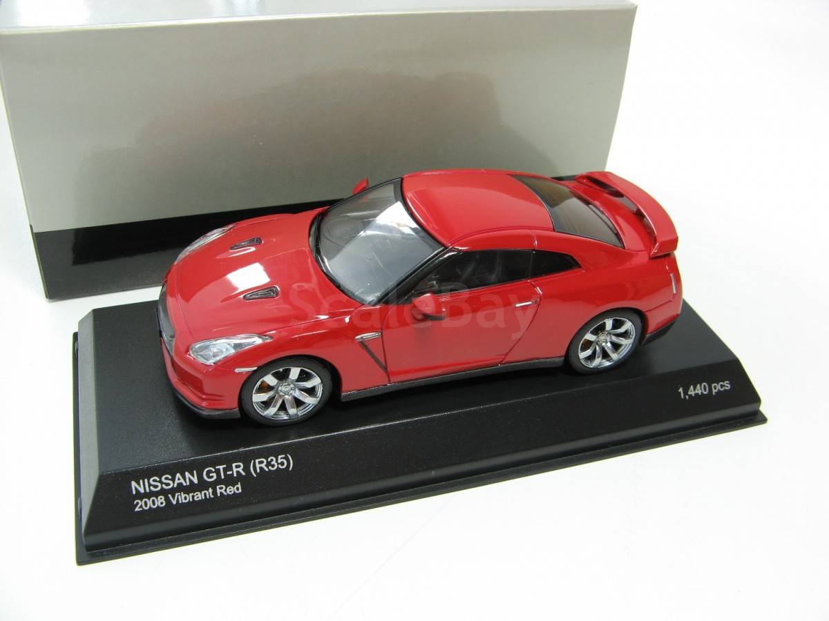 Xe Mô Hình Nissan GT-R R35 Nismo 2022 1:18 Autoart ( Vibrant Red