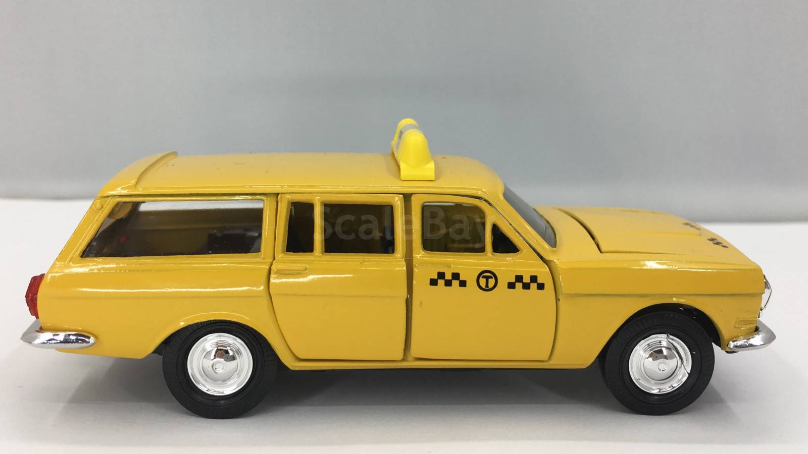 ГАЗ-2402 ’ВОЛГА’ ТАКСИ 1 | Аукцион масштабных и сборных моделей